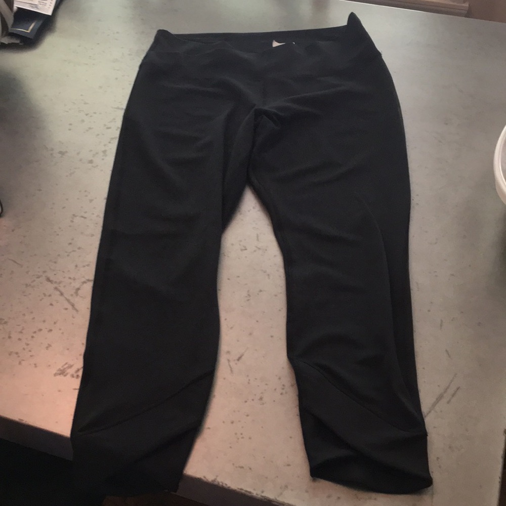 2020 Nike Yoga Dri-fit Leggings